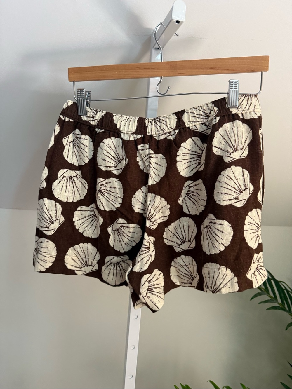 Abercrombie Mid Rise Linen-Blend Pull-On Short size Smallr - Picture 3 of 4